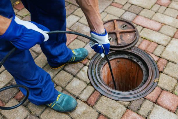sewer cleaning plumber plumbing